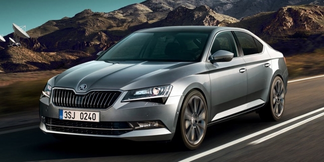 Мінсоцполітики хоче орендувати “Skoda Superb” з водієм за 1,7 млн гривень