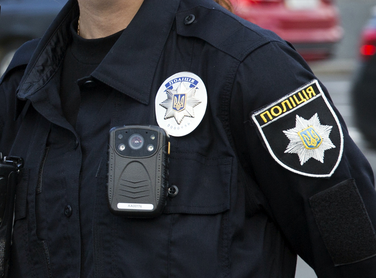 Поліція охорони Київщини замовила 30 нагрудних відеореєстраторів