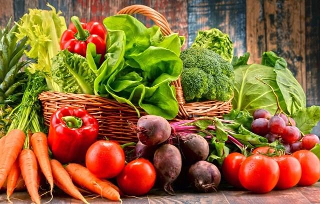 Для освітніх закладів Дніпровського району столиці накуплять овочів на 2,8 млн гривень