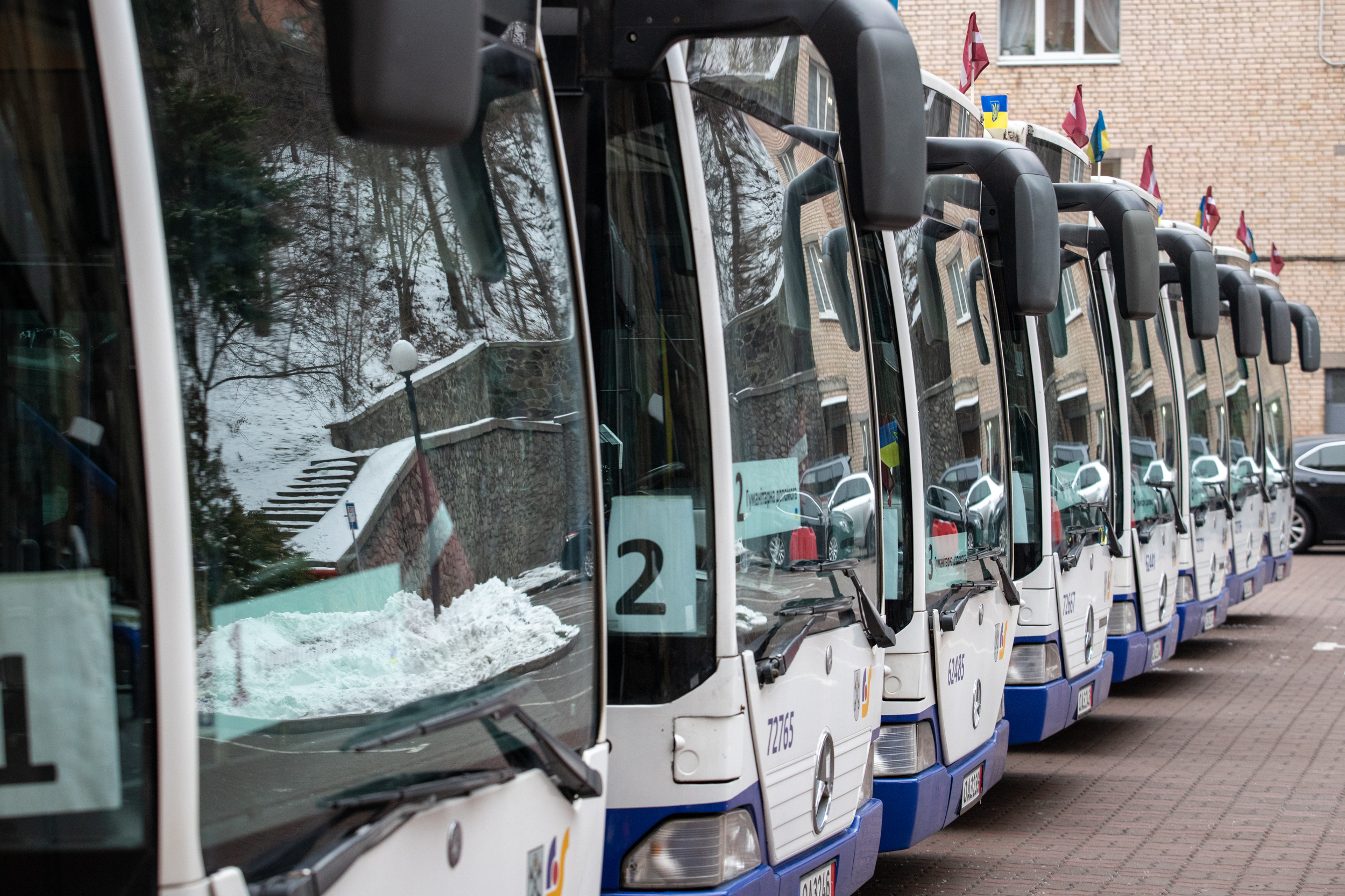 Київ отримав ще 10 міських автобусів від латвійської Риги в якості допомоги