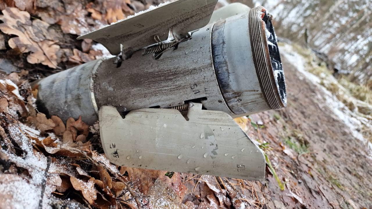 В Бучанському районі знайшли і знищили ворожу ракету, що не розірвалась (фото)