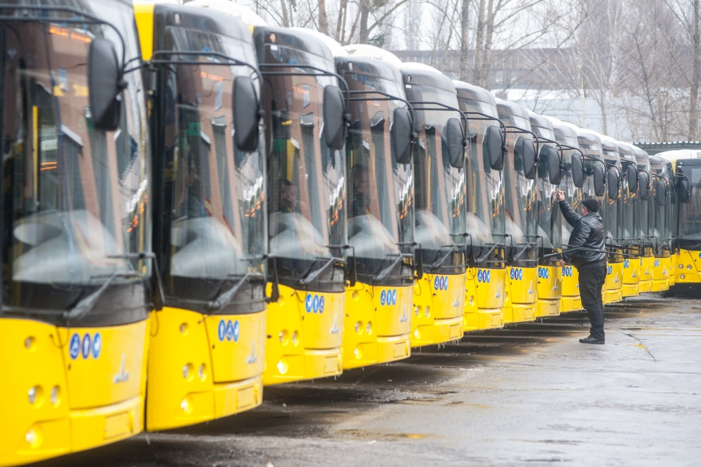 Міжобласні перевізники не зможуть більше “автоматом” продовжувати дозволи на свій бізнес, - КМУ