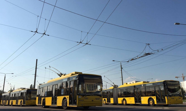 Відсьогодні у столиці запрацювали ще 4 трамвайних та 19 тролейбусних маршрутів (перелік)