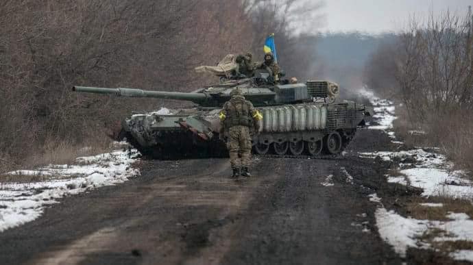 За минулу добу окупанти завдали 27 авіаційних ударів та продовжують спроби наступу на 5 напрямках, - Генштаб ЗСУ