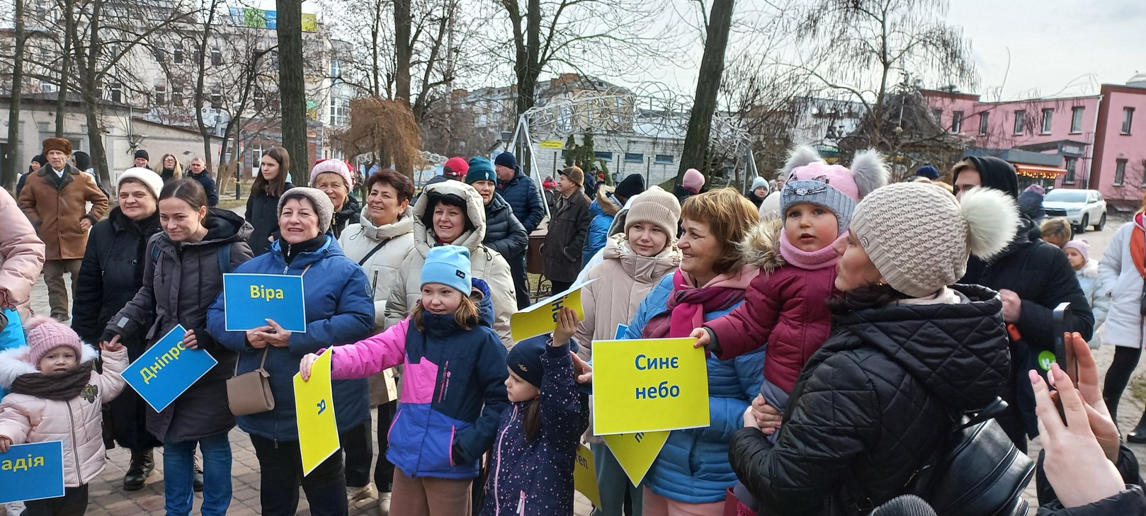 Волонтери Борисполя зібрали 100 тисяч гривень на тепловізори для прикордонників
