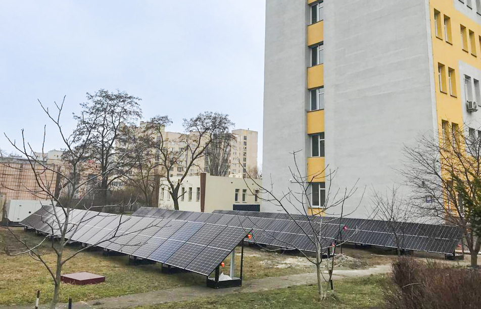 В одному з медзакладів Святошинського району встановили другу передану столиці сонячну електростанцію
