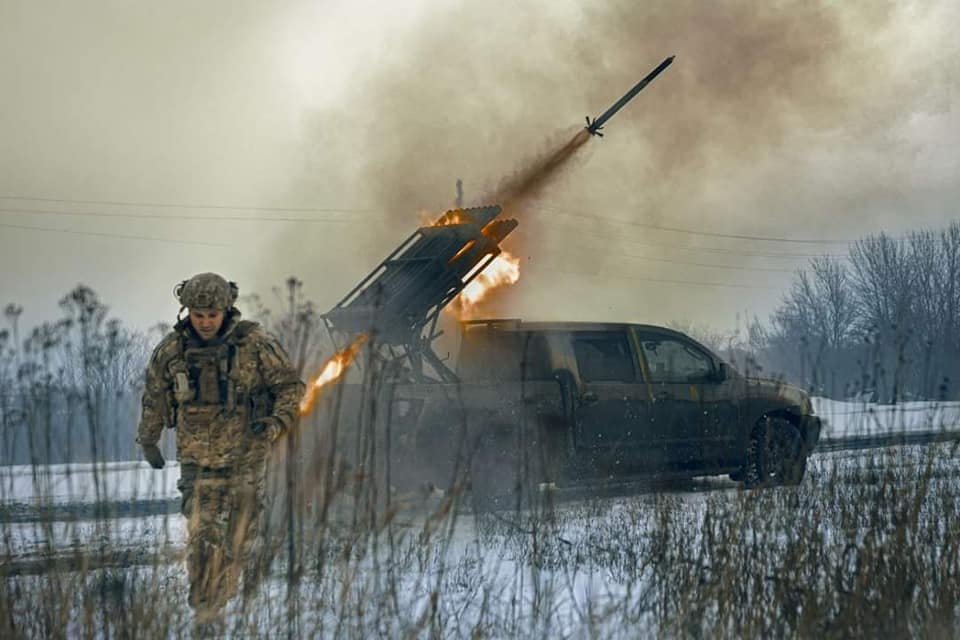 Генштаб ЗСУ: Авіація і артилерія минулої доби продовжила нищити російських окупантів та їх техніку