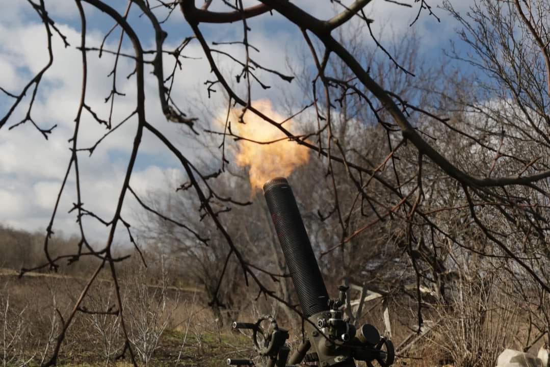 За добу наша авіація завдали 10 ударів по ворожих позиціях, артилерія уразила 7 районів зосередження противника, — Генштаб ЗСУ