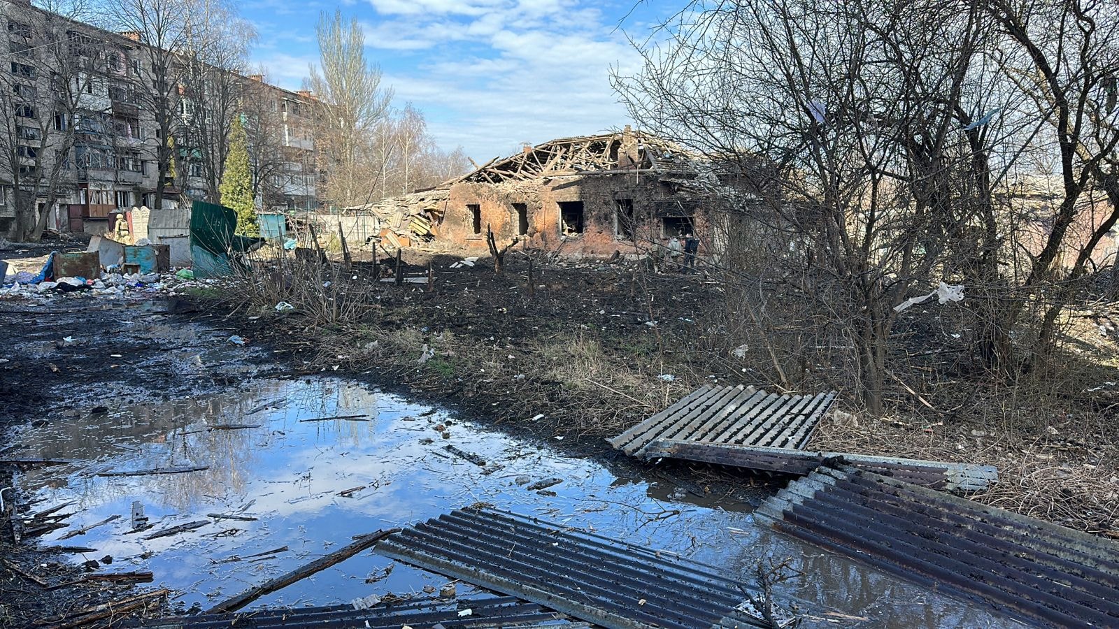 У Костянтинівці на Донеччині зросла кількість загиблих та поранених внаслідок обстрілу військами рф