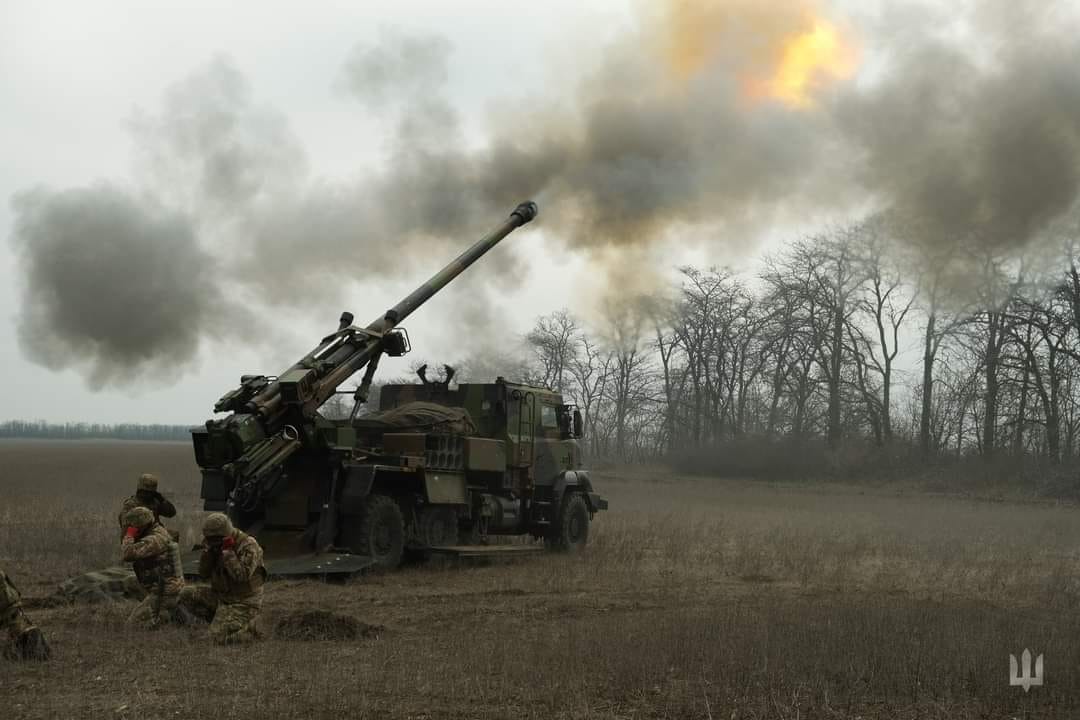 Сили оборони за добу відбили понад 60 атак противника та збили літак Су-25 , - Генштаб ЗСУ