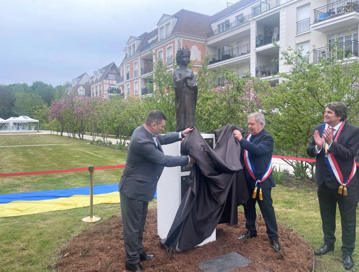 У Франції встановили ще один пам’ятник дочці Ярослава Мудрого, - КМДА