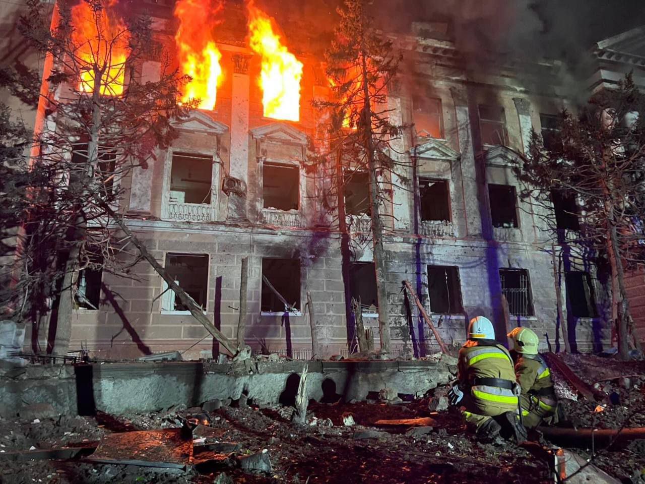 Минулої ночі ворог здійснив ракетну атаку на Миколаїв: 1 загиблий і 23 поранених