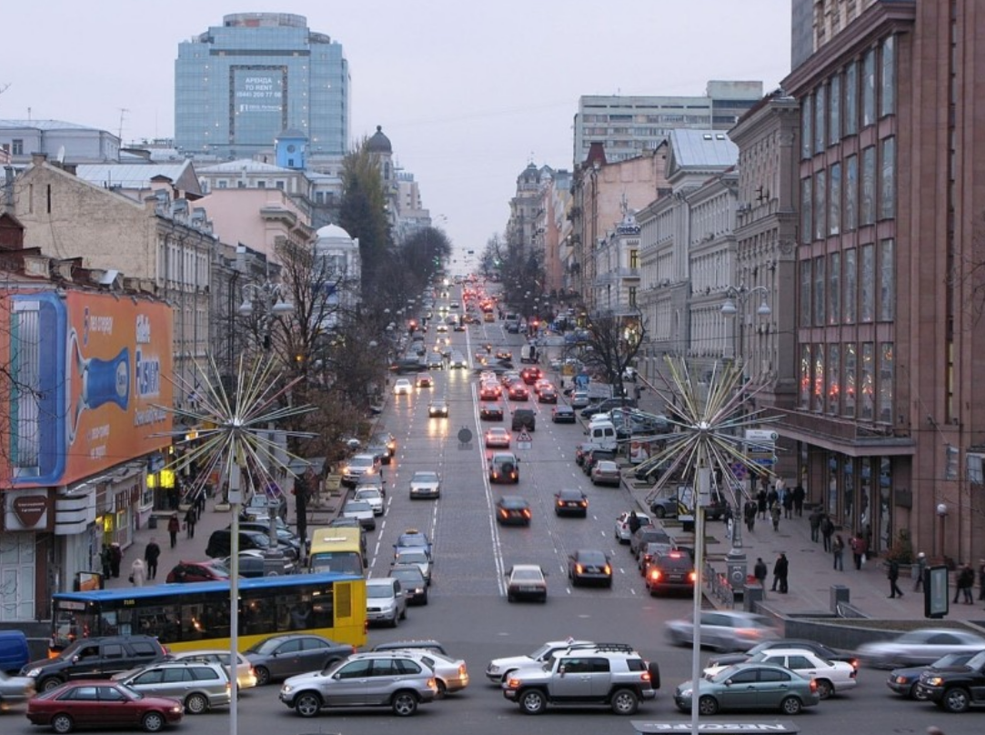 У центрі Києва через аварію на енергообладнанні знеструмлено кілька вулиць