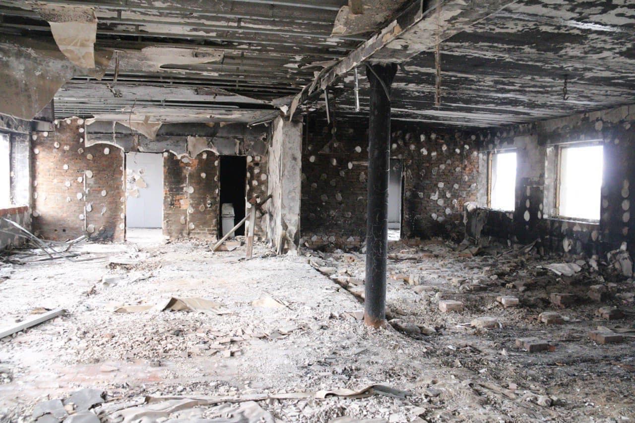 Знищений росіянами тренінговий центр поліції Київщини відремонтують за 15,4 млн гривень