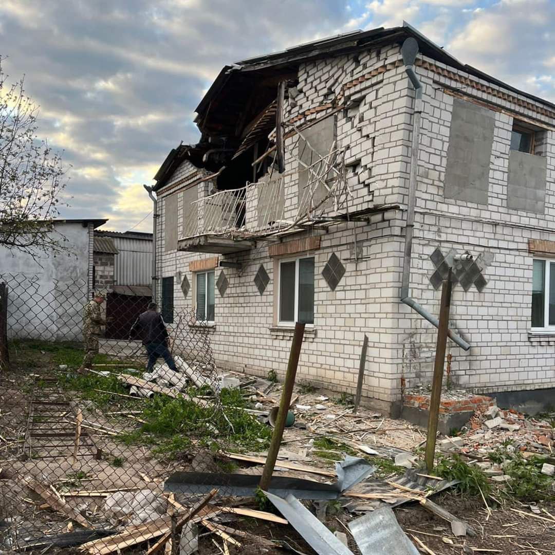 Внаслідок нової атаки рф зруйновано будинок у Бучанському районі (фото)