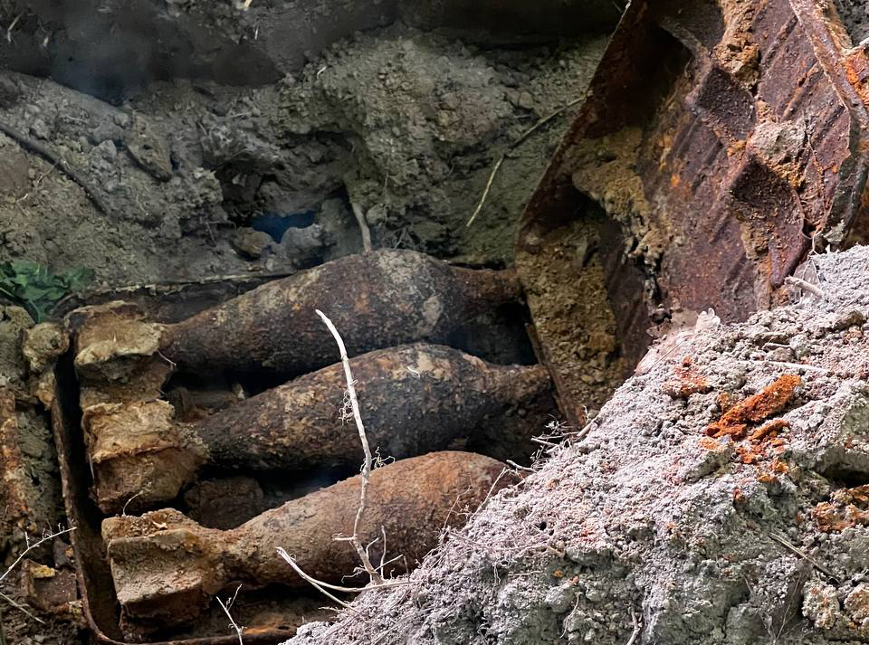 У Голосіївському районі киянин знайшов ящик зі снарядами часів Другої світової війни