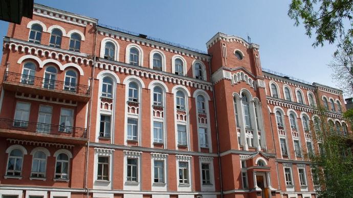 У столиці Олександрівську клінічну лікарню можуть перейменувати на Свято-Михайлівську