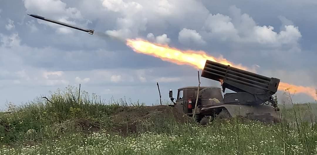 Ворог зосереджується на захопленні Луганської та Донецької областей, за добу відбито 21 атаку, - Генштаб ЗСУ