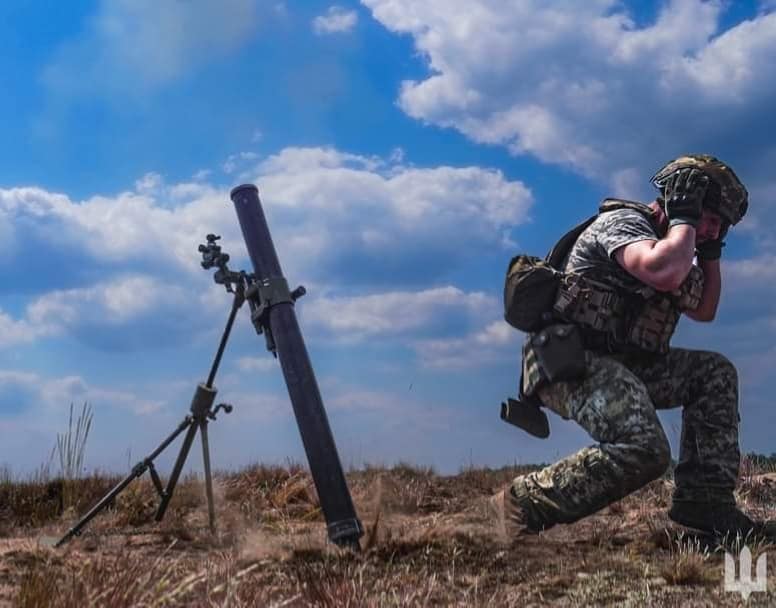 Генштаб ЗСУ: За добу відбулось понад 30 бойових зіткнень на Лиманському, Бахмутському, Авдіївському та Мар’їнському напрямках