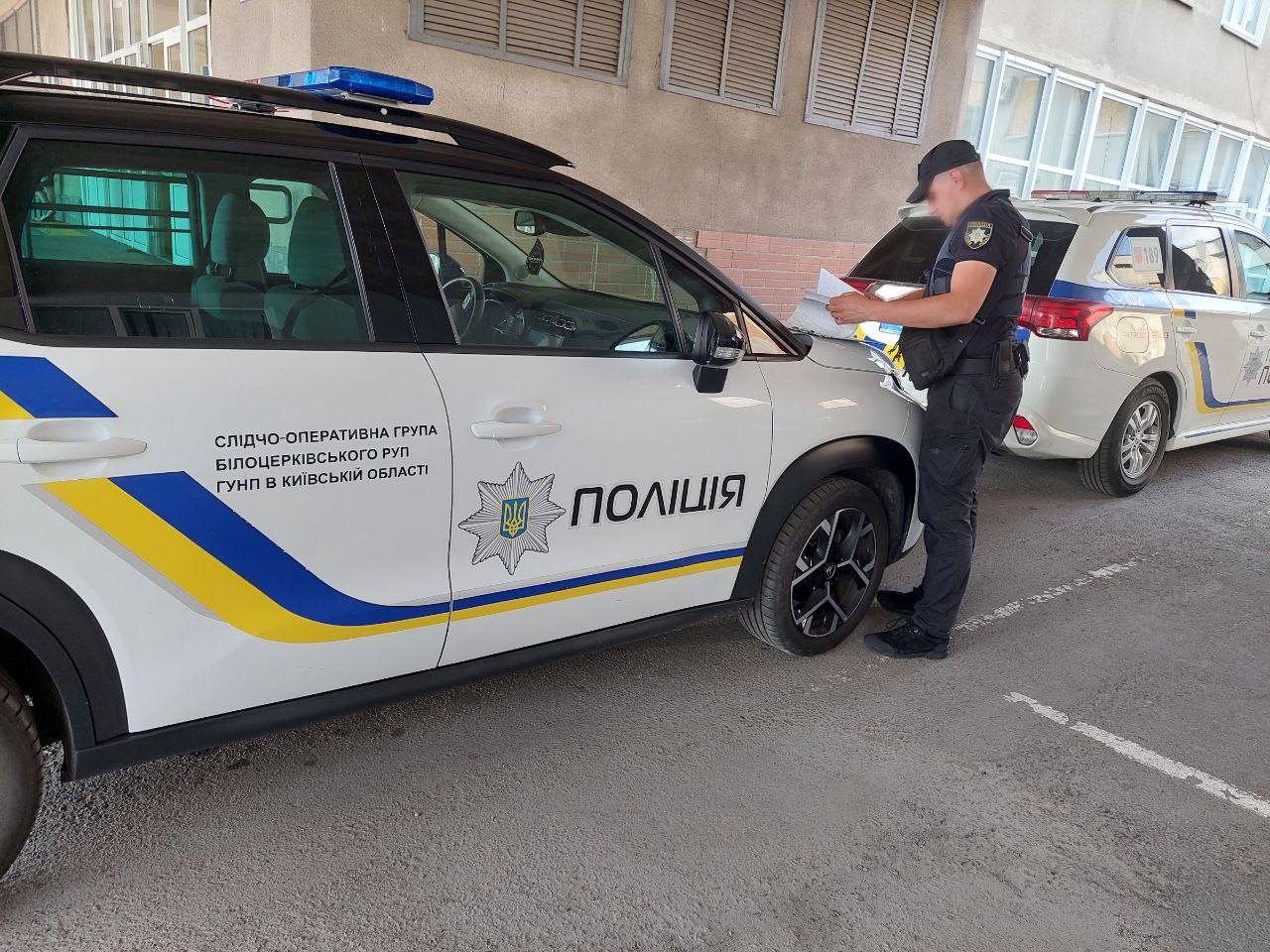 На Київщині поліція перевіряє інформацію щодо замінування ТРЦ та медзакладів