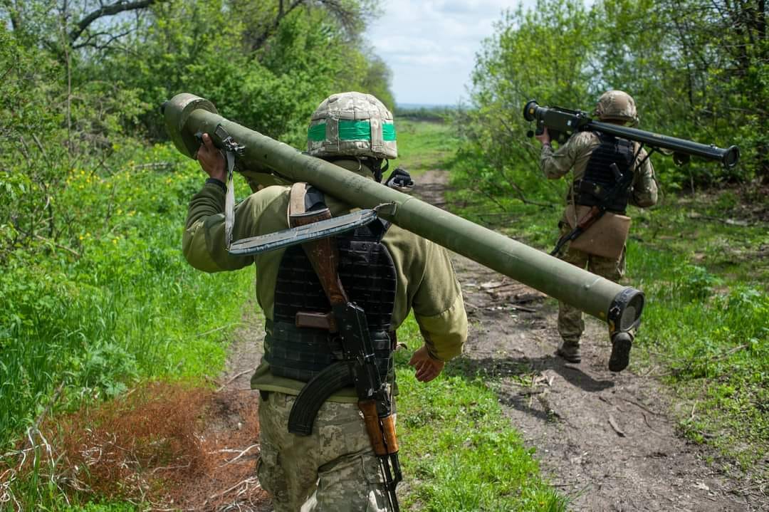 Із затоплених населених пунктів лівобережжя Херсонщини окупанти дозволяють евакуацію тільки з паспортами рф, - Генштаб ЗСУ