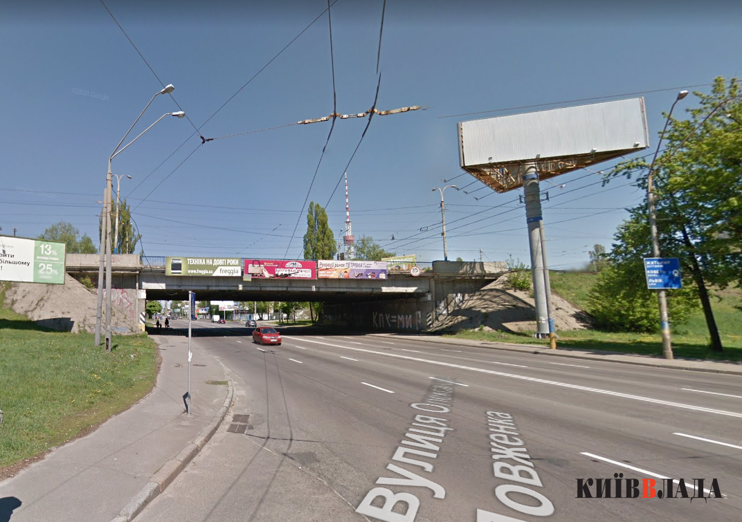 Відзавтра Дегтярівський шляхопровід у Києві закриють для проїзду майже на півроку (схема руху)