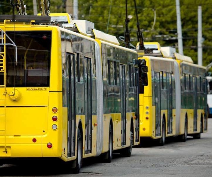 У столиці 25 серпня ремонт на вулиці Митрополита Липківського змінить маршрут тролейбусів № 3 (схема)
