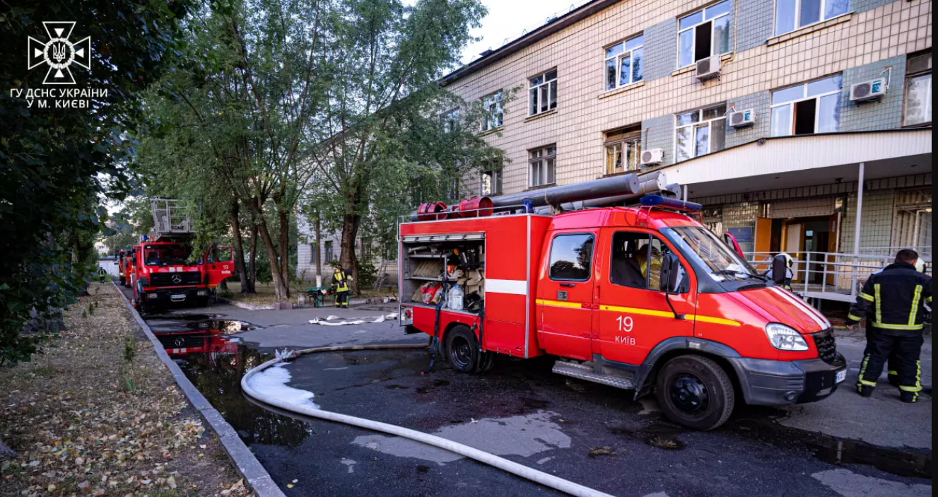 У Деснянському районі столиці горіла психоневрологічна лікарня