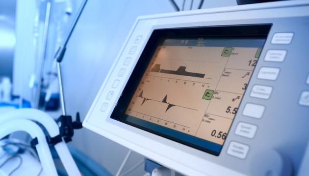На Київщині лікарня закупила апарати штучної вентиляції легень зі збитком у понад 1,4 млн гривень