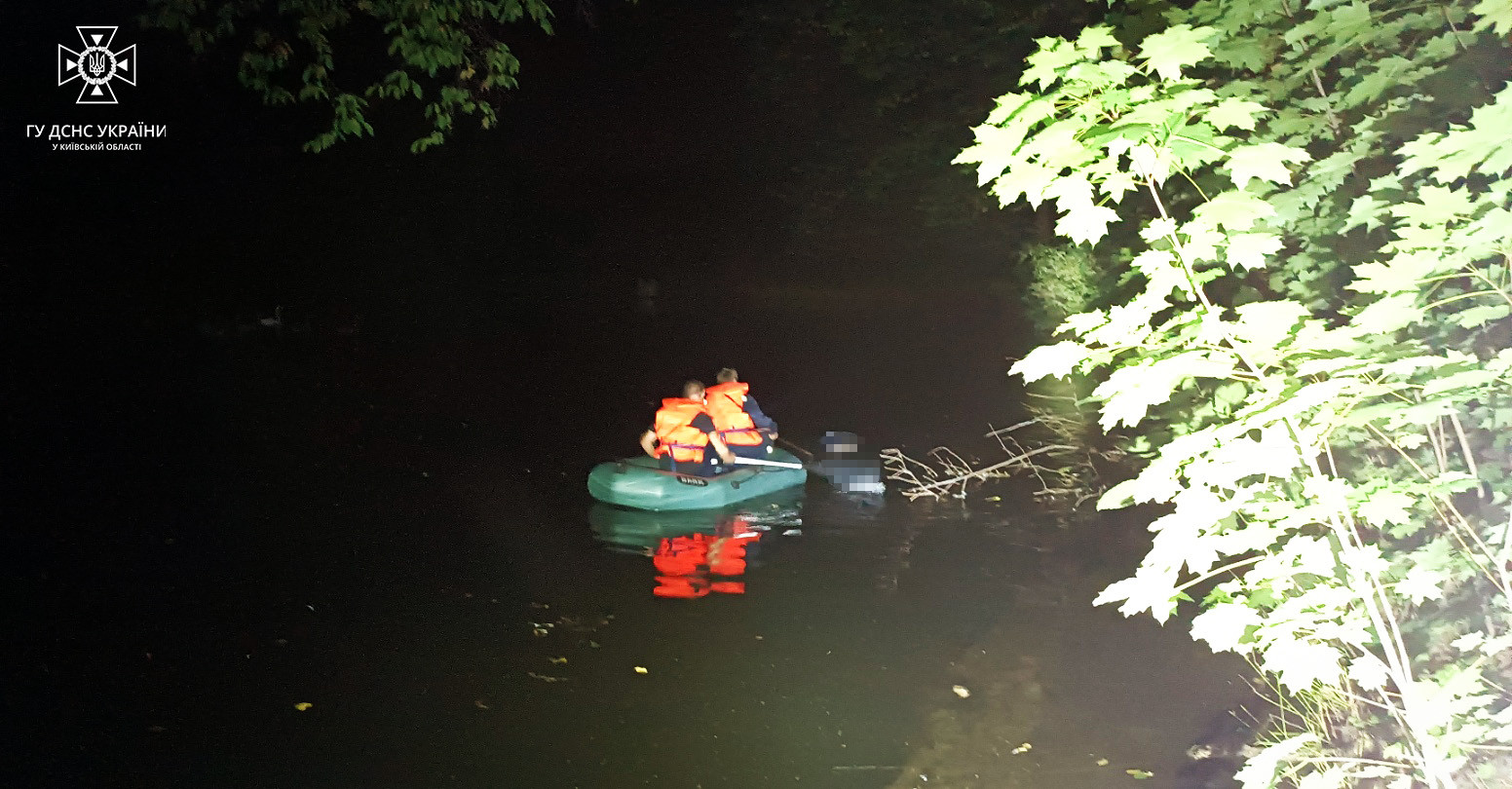 На Білоцерківщині рятувальники дістали з води тіло чоловіка