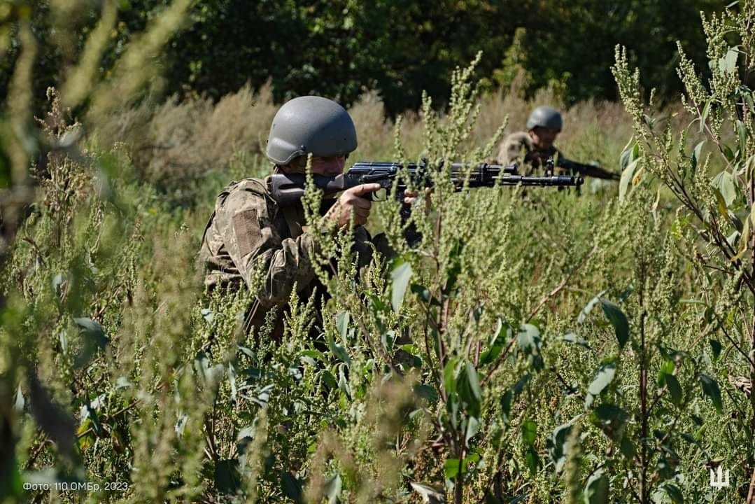 Генштаб ЗСУ: Українські штурмовики мають частковий успіх в районі Кліщіївки на Донеччині