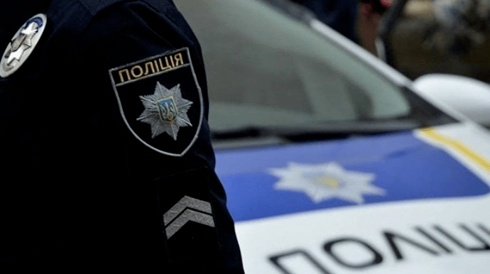 Київські правоохоронці встановлюють причини падіння двох дівчат з даху недобудованого ЖК