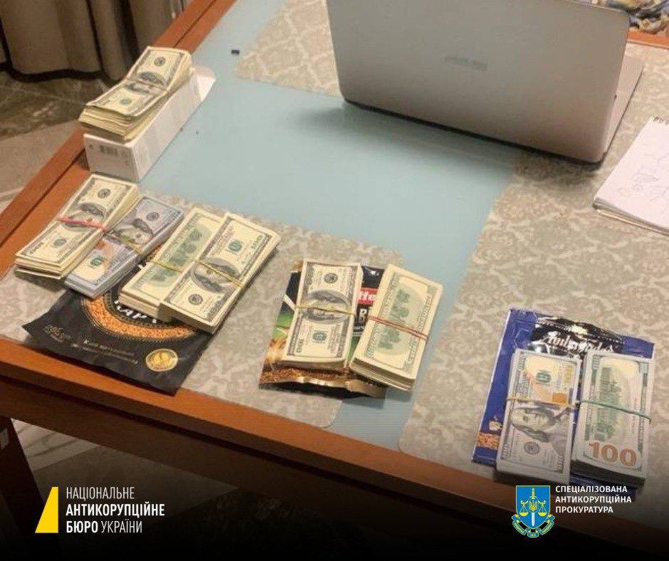 Чотирьом суддям Київського апеляційного суду оголосили підозру