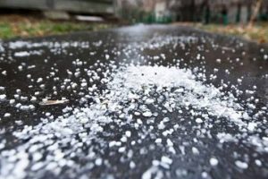 Для посипання доріг Подільського району закуплять солі на 10 млн гривень