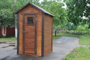 У Кагарлику встановлять 12 нових дерев'яних туалетів