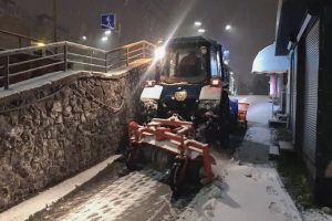 У Києві для розчищення снігу залучено майже 300 одиниць техніки