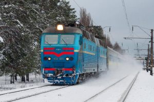 “Укрзалізниця” через передноворічний попит додала рейсів у напрямку Львову та Карпат