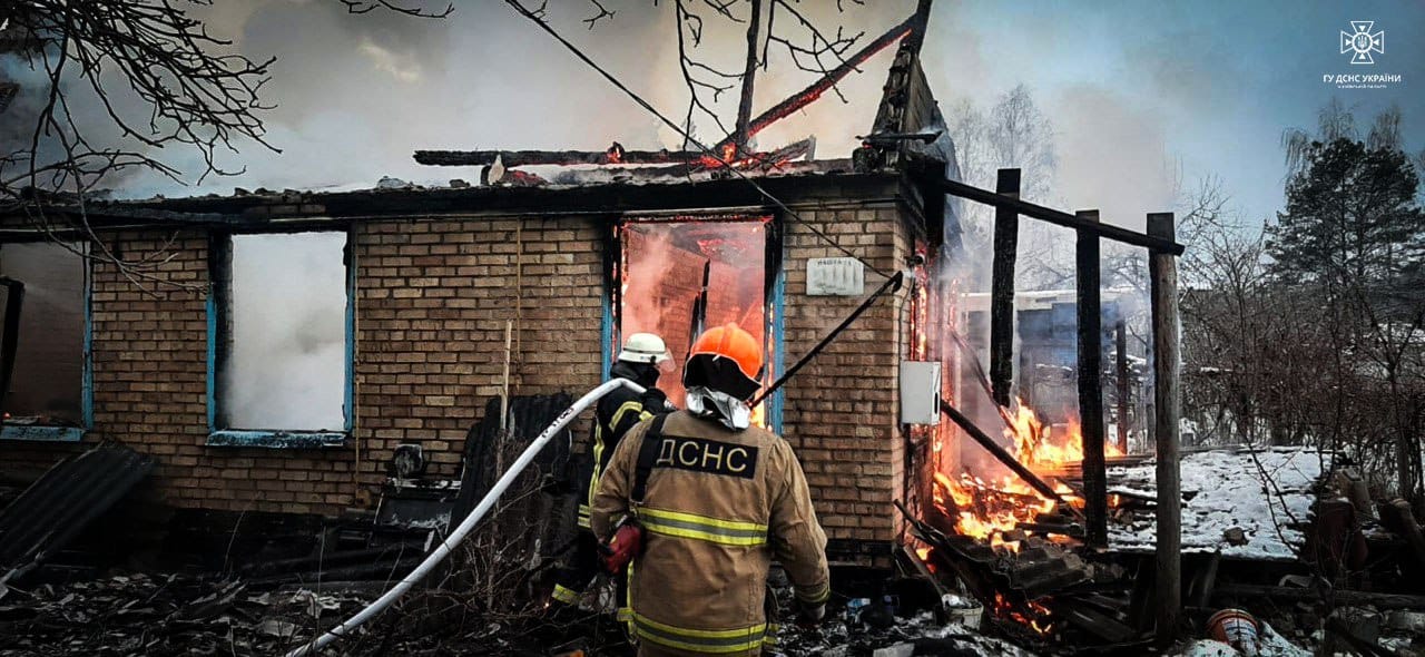 У Бородянській громаді при ліквідації пожежі в будинку виявили тіло чоловіка