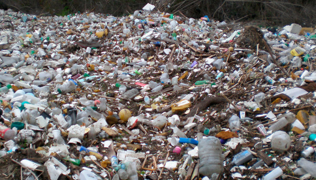 Держекоінспекція назвала звалище сміття в Яготині "Найбільшим сміттєзвалищем Київщини 2023”