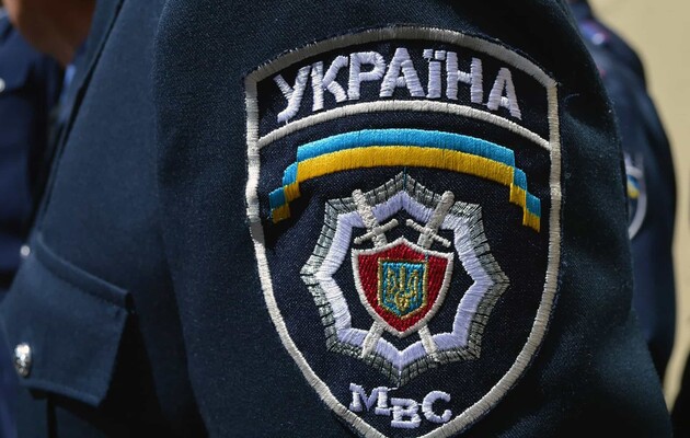 В українських школах задля безпеки чергуватимуть поліцейські та встановлять металошукачі, - МВС