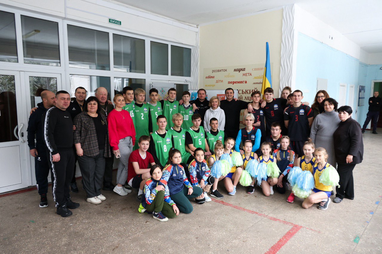 На Київщині для участі у “Всеукраїнських шкільних лігах пліч-о-пліч” вже зареєструвалися понад тисяча команд (відео)