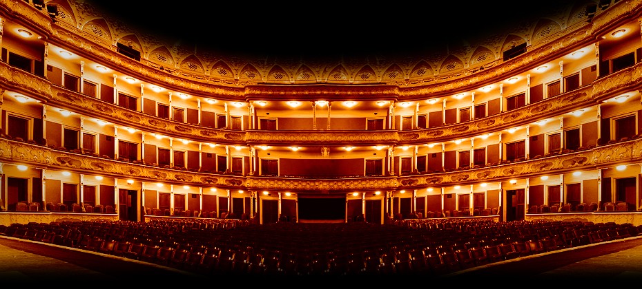 Національний театр імені Івана Франка закуповує оксамиту на 2 млн гривень