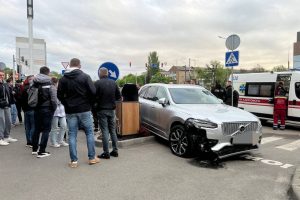 Голова Броварської РДА Володимир Майбоженко збив автівкою людей в Броварах (фото, відео)