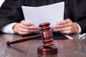 ВРП прохає Генпрокуратуру звільнити столичного суддю через махінації із громадянством