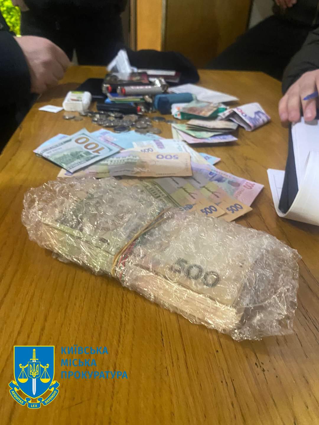 Посадовця КП «Київблагоустрій» судитимуть за хабарництво в обмін на розміщення кав’ярень