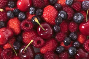 Для дітей Деснянського району куплять 25 тисяч кг фруктів