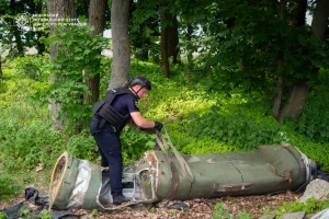 На Київщині сапери знешкодили «Точку-У» та снаряди РСЗВ «Град» (відео)