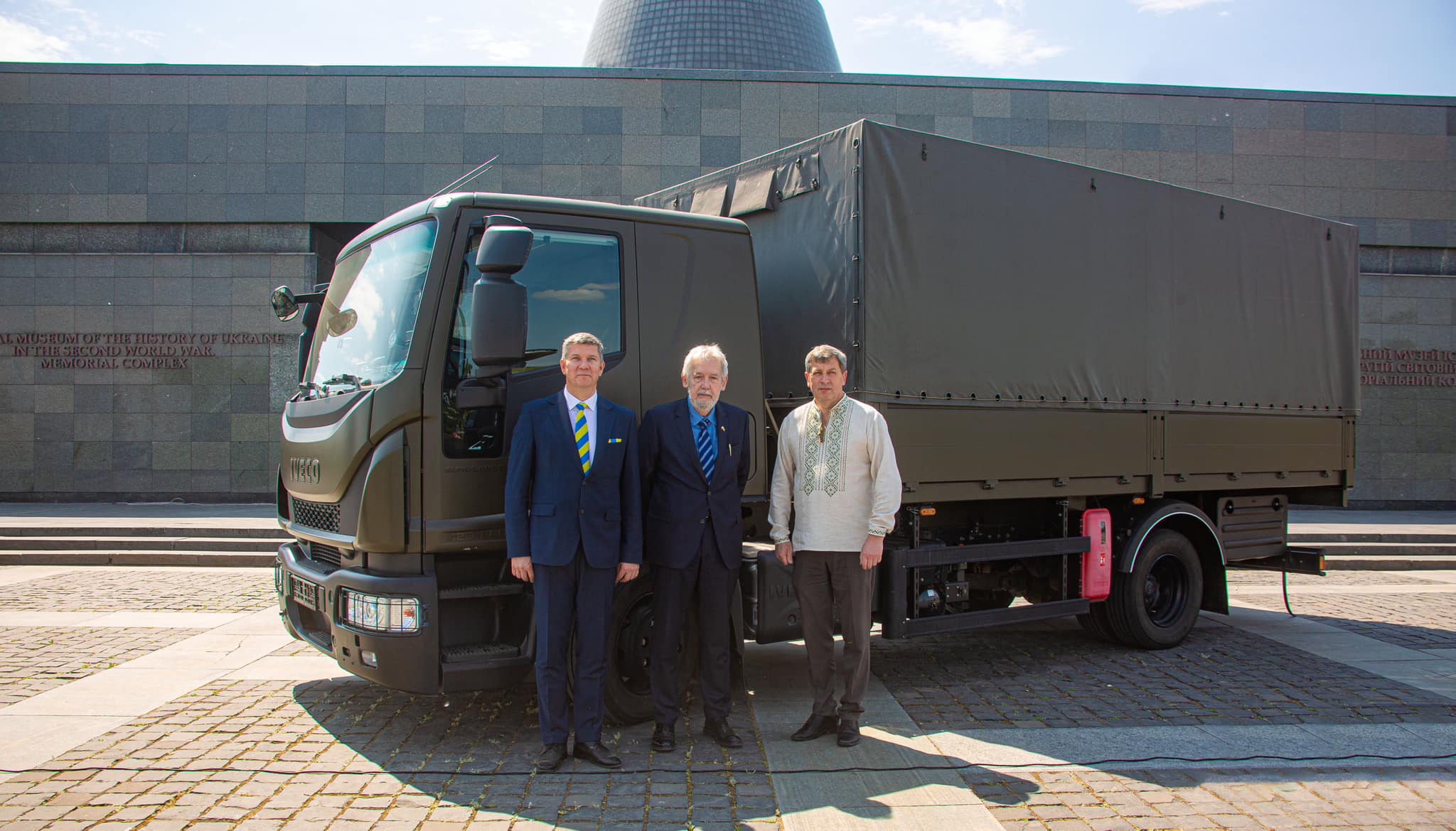 Київський музей війни отримав від Польщі вантажівку