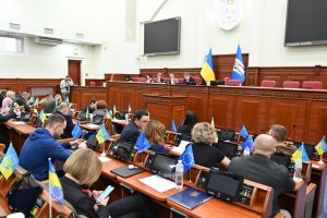 Київ виділить 53,7 млн гривень чотирьом місцевим радам з різних куточків України
