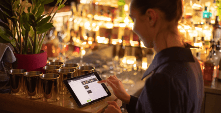 POS-системи для ресторанів: як економно автоматизувати роботу закладу громадського харчування